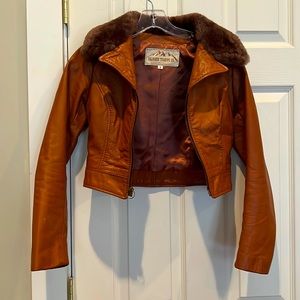 Cropped vintage leather jacket
